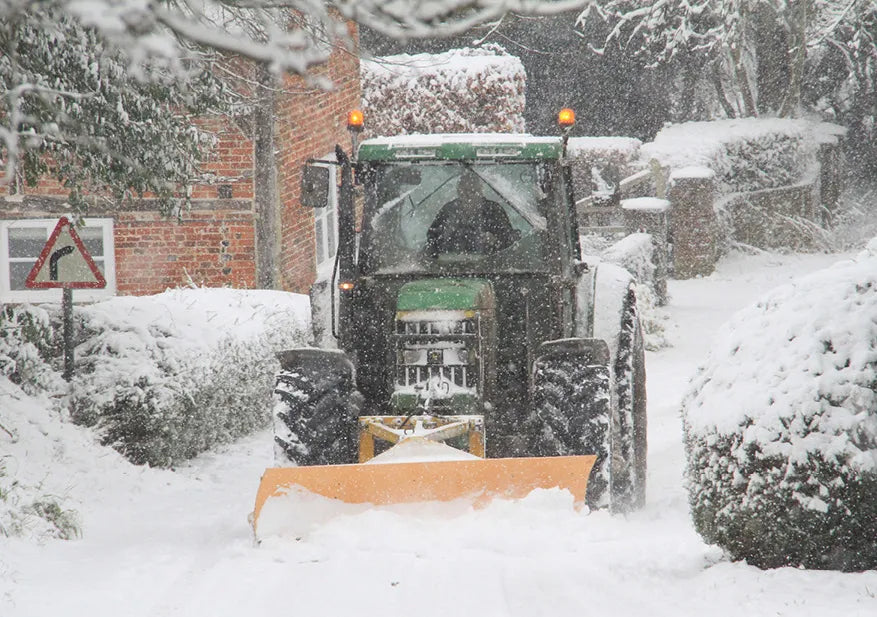 Kevin Milner Christmas Cards #style_tractor-in-the-snow