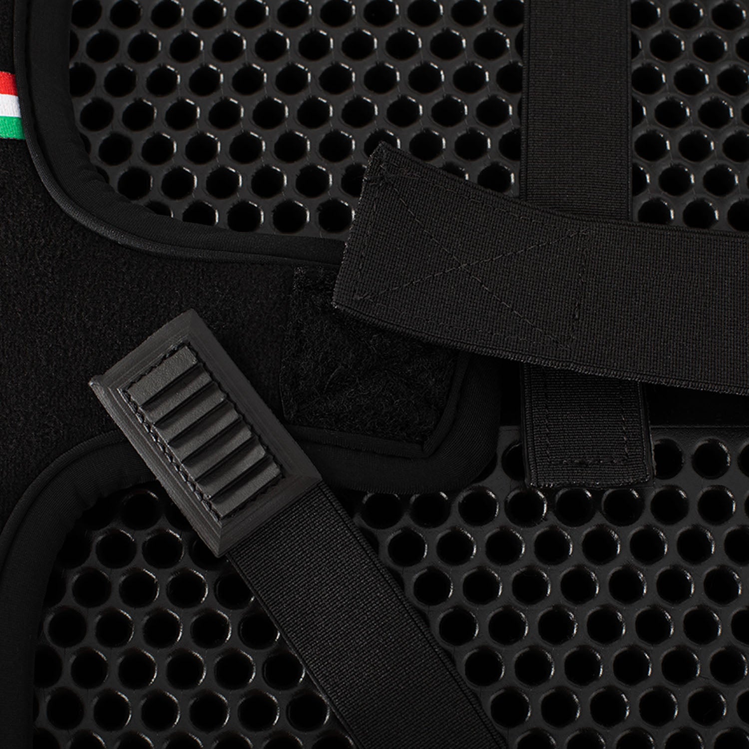 Acavallo Standard Seat Saver Jumping Classic Gel-In Dri-Lex 20mm #colour_black