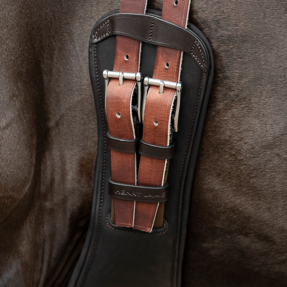 Henry James Athletic Anatomic Short Girth #colour_havana-brown