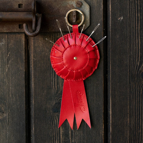 Smart Grooming Rosette Pincushion Keyring