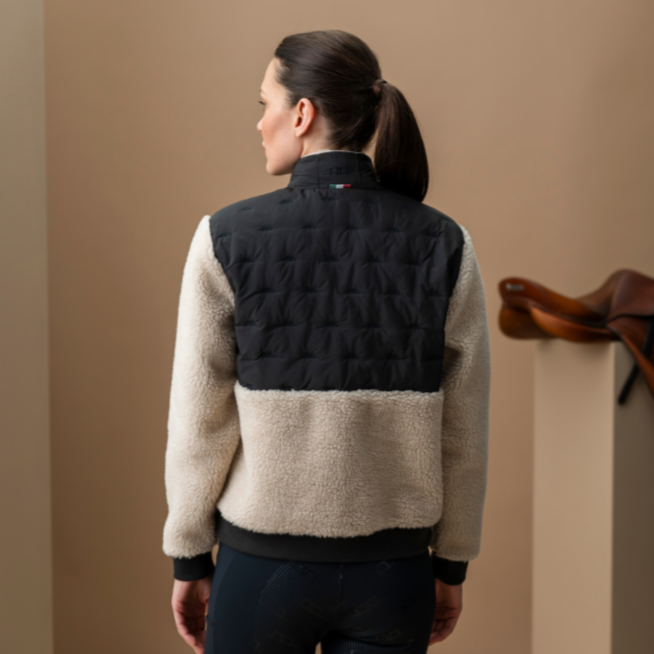 Alessandro Albanese Lorenza Zip Through Borg Fleece #colour_sand-black