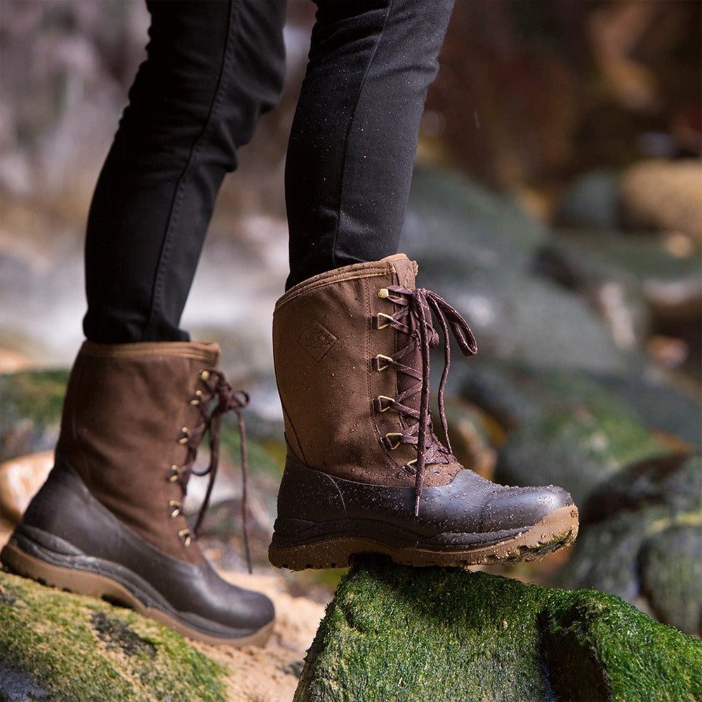 Muck Boots Arctic Outpost Unisex Leather Vibram Grip Short Boots