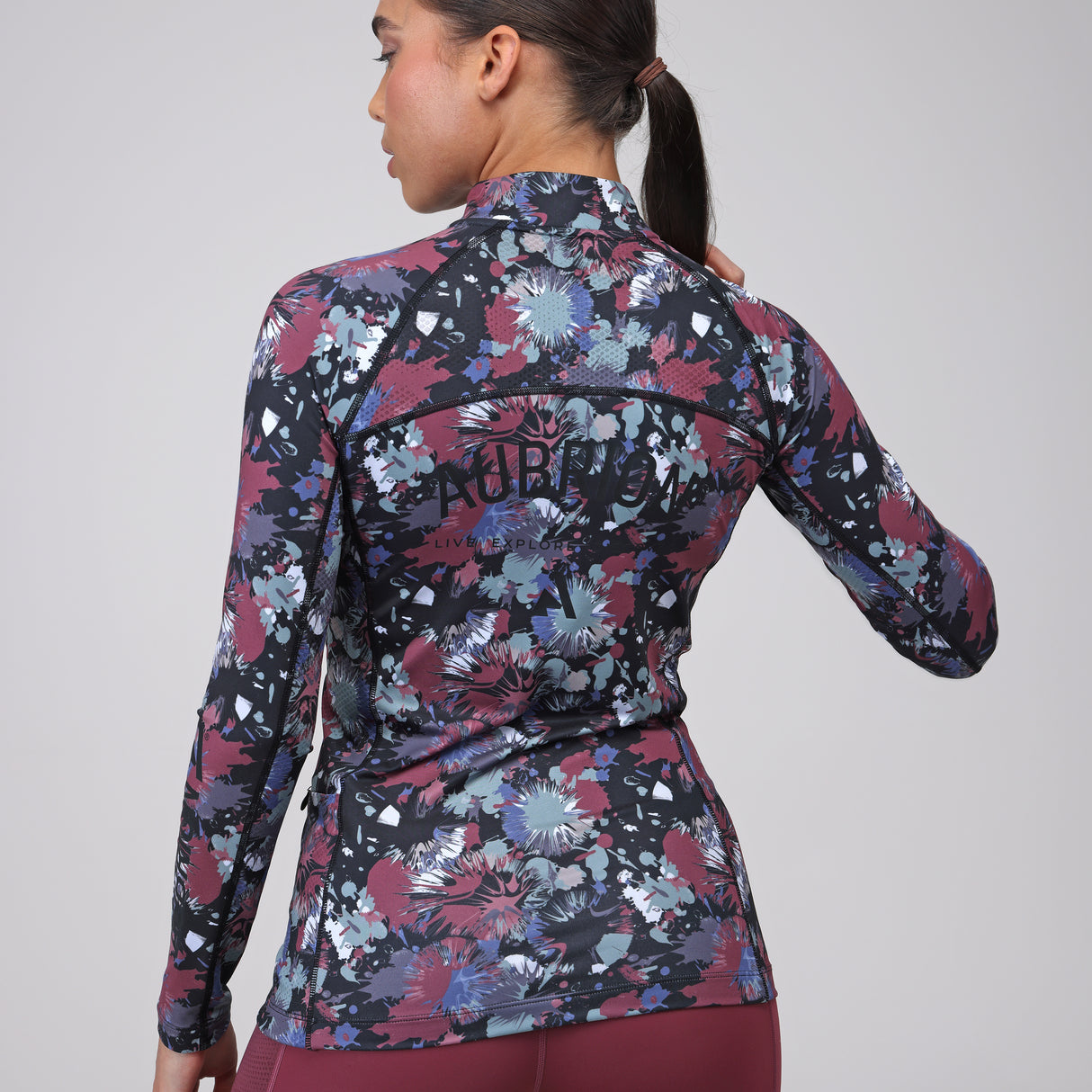 Shires Aubrion Ladies React Long Sleeve Base Layer #colour_abstract