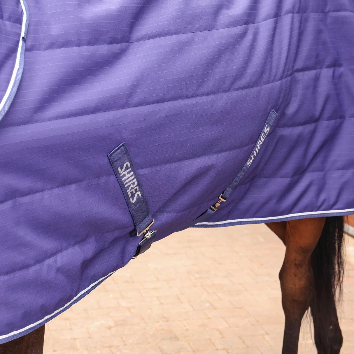 Shires Tempest Original 100g Stable Set #colour_navy