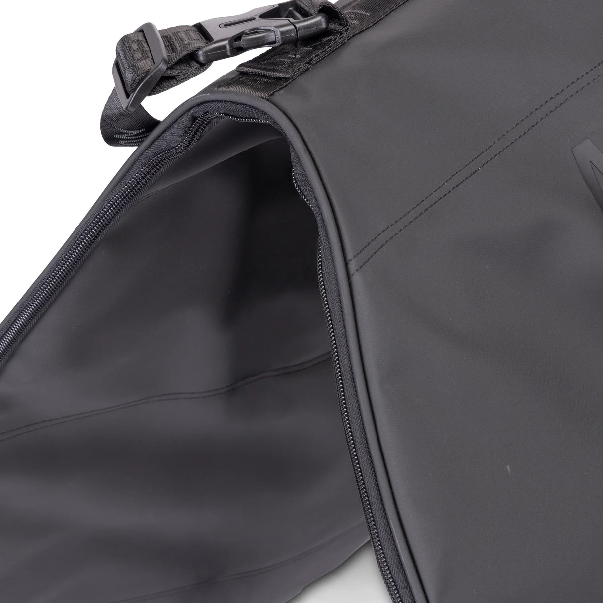 Shires Aubrion React Saddle Bag