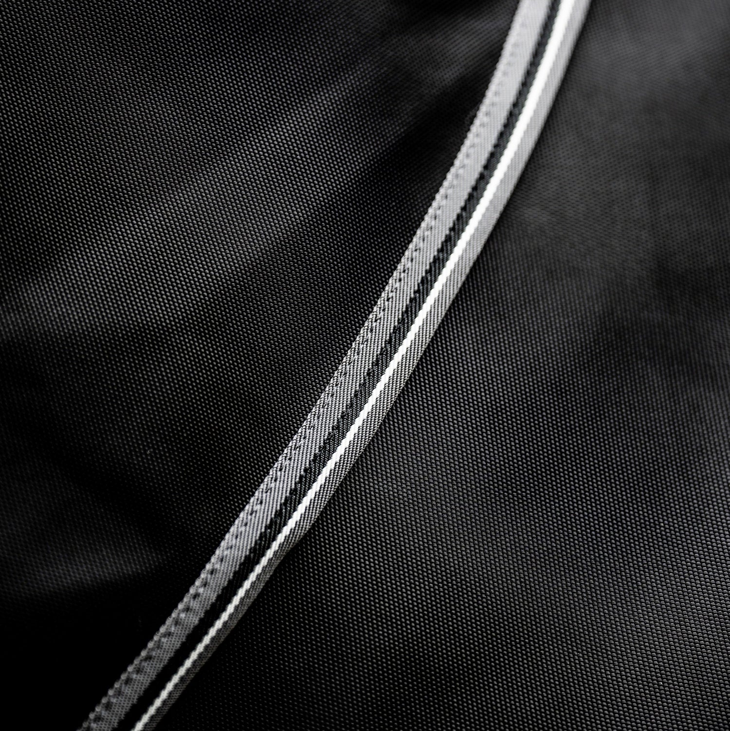 Horseware Ireland Rambo Supreme 1680D Turnout Vari-Layer 250g #colour_black-thunderstorm-grey-silver