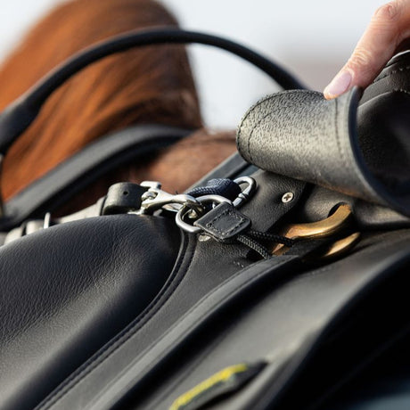 Horseware Ireland Micklem Breastplate with Martingale #colour_black